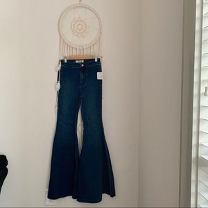 Free People 24 Short Flare Jeans